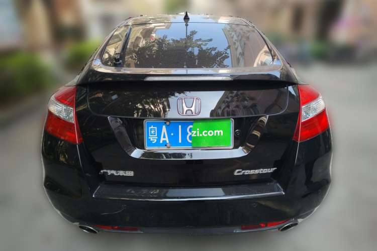 Used Honda Crosstour 2012 2.4L Luxury Edition Rear