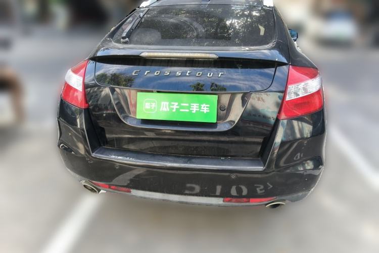 Used Honda Crosstour 2012 2.4L Luxury Edition Rear