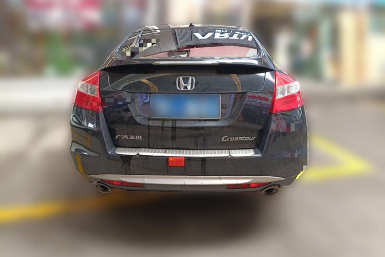Used Honda Crosstour 2012 2.4L Luxury Edition Rear