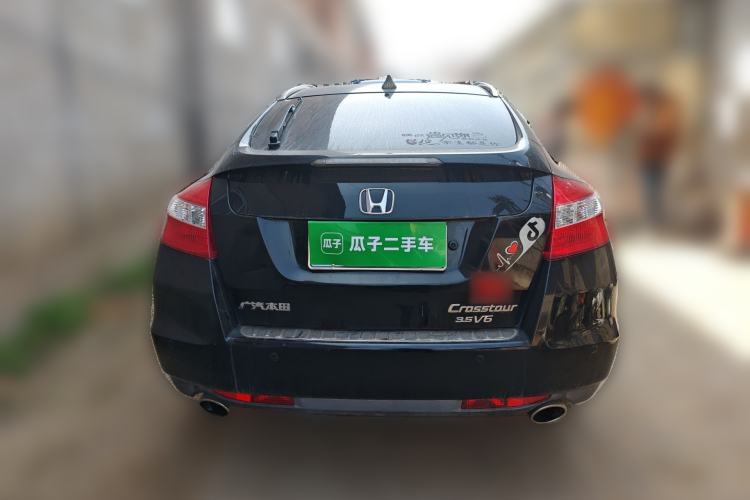 Used Honda Crosstour 2012 2.4L Luxury Edition Rear