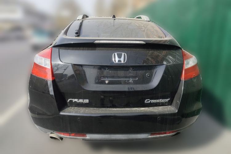 Used Honda Crosstour 2012 2.4L Luxury Edition Rear