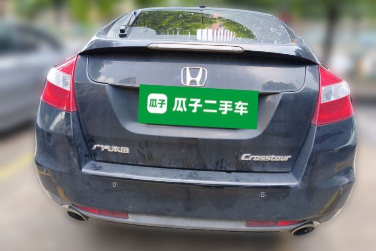 Used Honda Crosstour 2012 2.4L Luxury Edition Rear