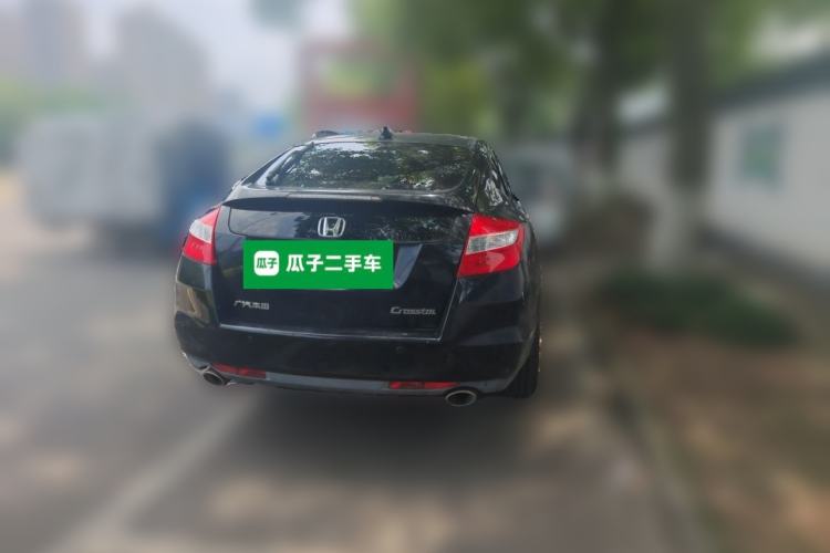Used Honda Crosstour 2012 2.4L Luxury Edition Rear