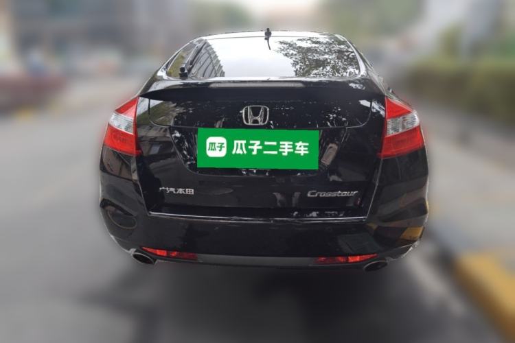 Used Honda Crosstour 2012 2.4L Luxury Edition Rear