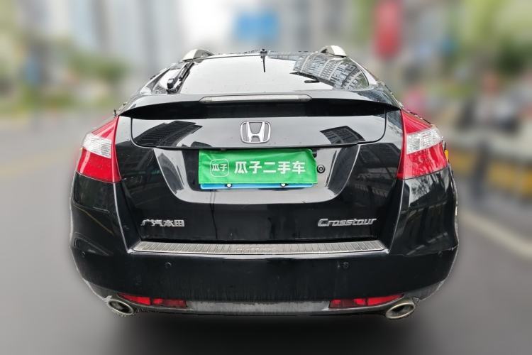 Used Honda Crosstour 2012 2.4L Luxury Edition Rear