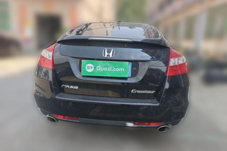 Used Honda Crosstour 2012 2.4L Luxury Edition Rear