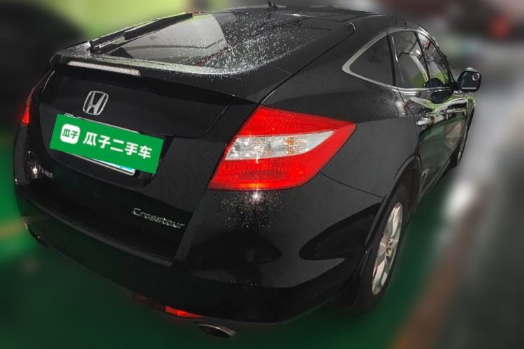 Used Honda Crosstour 2012 2.4L Luxury Edition Rear Right 45 Deg