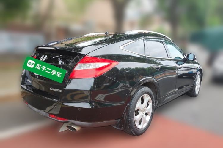 Used Honda Crosstour 2012 2.4L Prestige Edition Rear Right 45 Deg