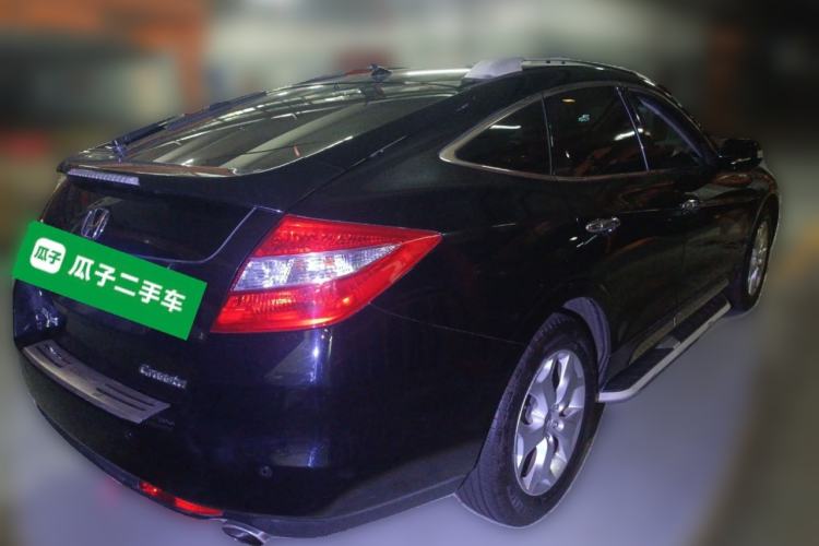 Used Honda Crosstour 2012 2.4L Prestige Edition Rear Right 45 Deg
