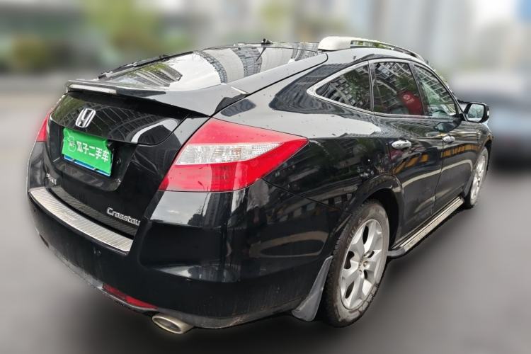 Used Honda Crosstour 2012 2.4L Luxury Edition Rear Right 45 Deg