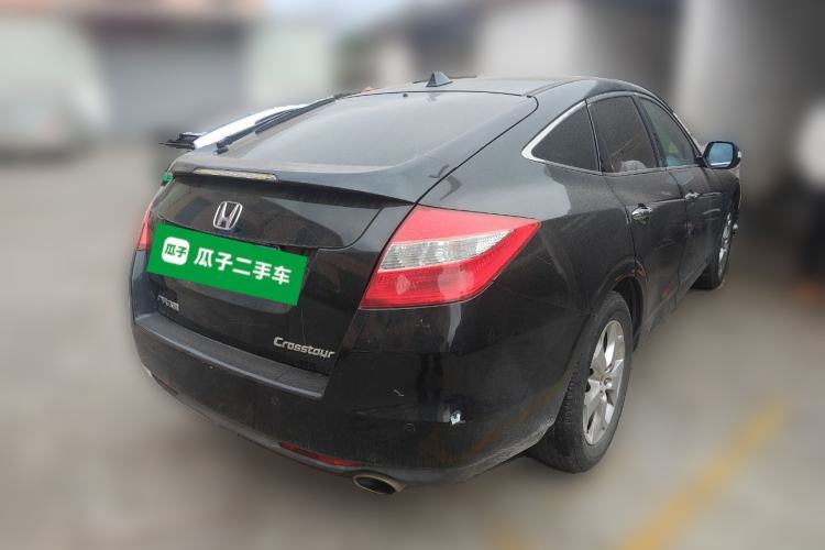 Used Honda Crosstour 2012 2.4L Prestige Edition Rear Right 45 Deg