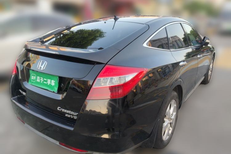 Used Honda Crosstour 2012 2.4L Luxury Edition Rear Right 45 Deg