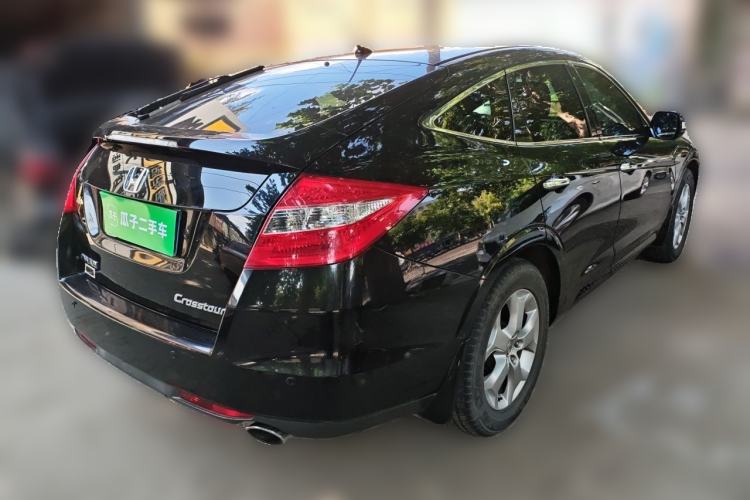 Used Honda Crosstour 2012 2.4L Luxury Edition Rear Right 45 Deg