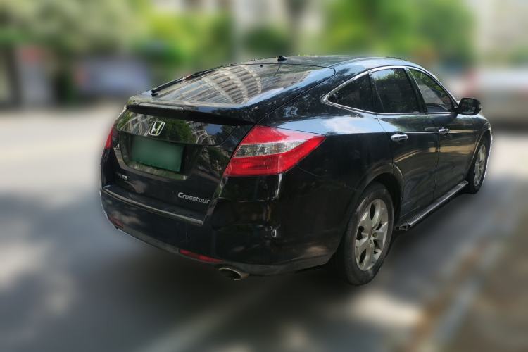 Used Honda Crosstour 2012 2.4L Prestige Edition Rear Right 45 Deg