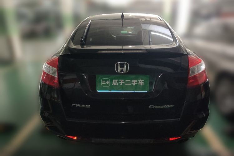 Used Honda Crosstour 2012 2.4L Luxury Edition Rear