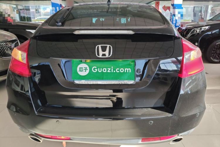 Used Honda Crosstour 2012 2.4L Luxury Edition Rear