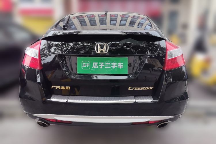 Used Honda Crosstour 2012 2.4L Luxury Edition Rear