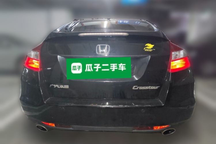 Used Honda Crosstour 2012 2.4L Luxury Edition Rear