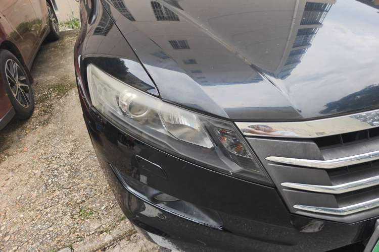 Used Honda Crosstour 2012 2.4L Luxury Edition Right Front Headlight