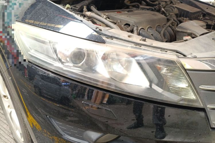 Used Honda Crosstour 2012 2.4L Luxury Edition Right Front Headlight