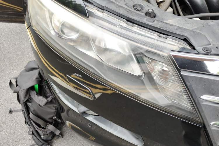 Used Honda Crosstour 2012 2.4L Prestige Edition Right Front Headlight