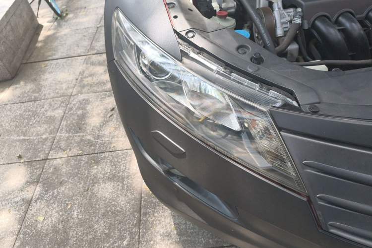 Used Honda Crosstour 2012 2.4L Luxury Edition Right Front Headlight