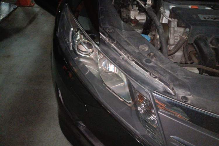 Used Honda Crosstour 2012 2.4L Prestige Edition Right Front Headlight