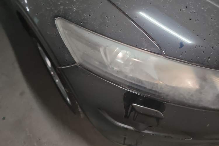 Used Honda Crosstour 2012 2.4L Luxury Edition Right Front Headlight
