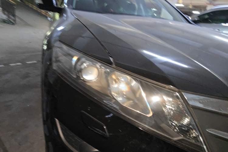 Used Honda Crosstour 2012 2.4L Luxury Edition Right Front Headlight