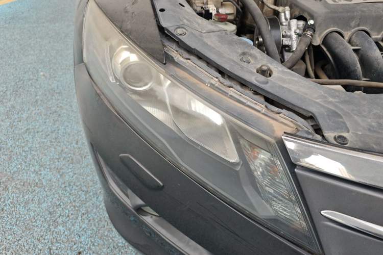 Used Honda Crosstour 2012 2.4L Luxury Edition Right Front Headlight