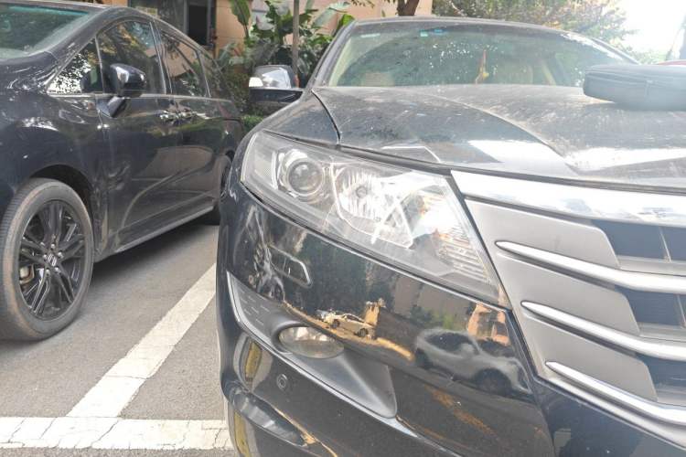 Used Honda Crosstour 2012 2.4L Luxury Edition Right Front Headlight