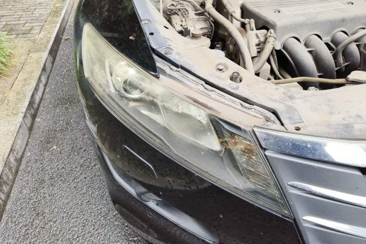Used Honda Crosstour 2012 2.4L Luxury Edition Right Front Headlight