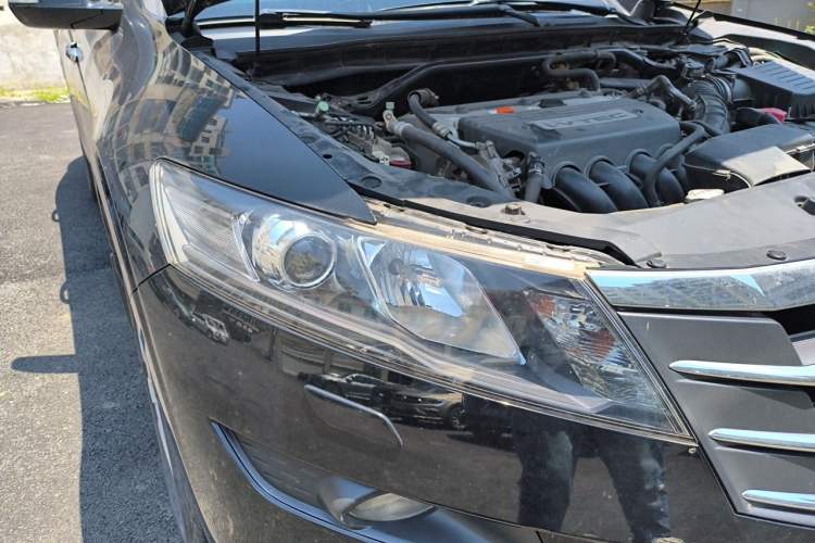 Used Honda Crosstour 2012 2.4L Prestige Edition Right Front Headlight