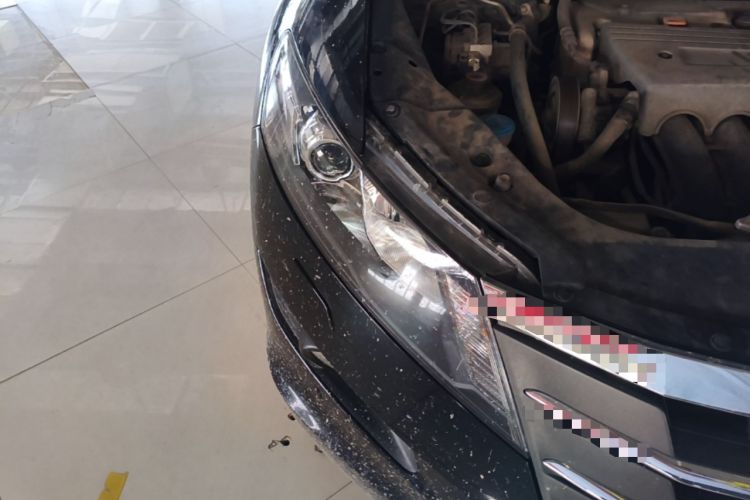Used Honda Crosstour 2012 2.4L Luxury Edition Right Front Headlight