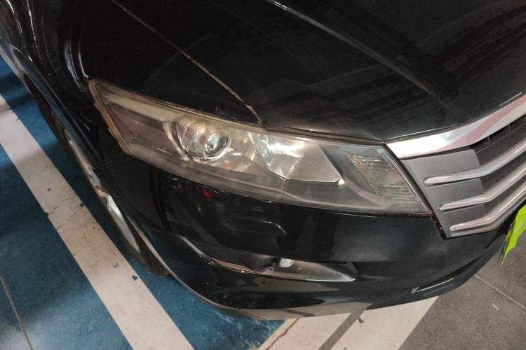 Used Honda Crosstour 2012 2.4L Luxury Edition Right Front Headlight