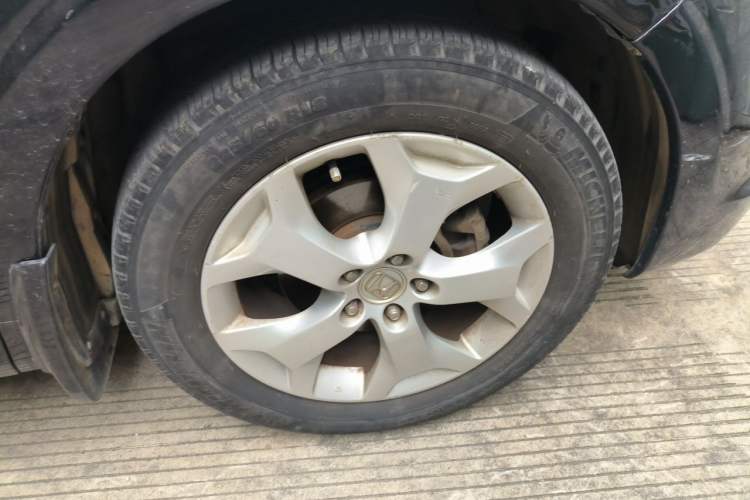 Used Honda Crosstour 2012 2.4L Luxury Edition Right Front Wheel Hub