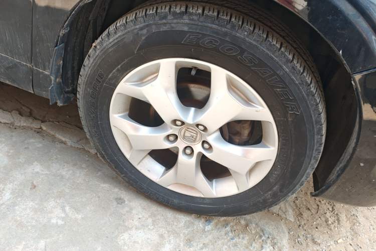 Used Honda Crosstour 2012 2.4L Luxury Edition Right Front Wheel Hub