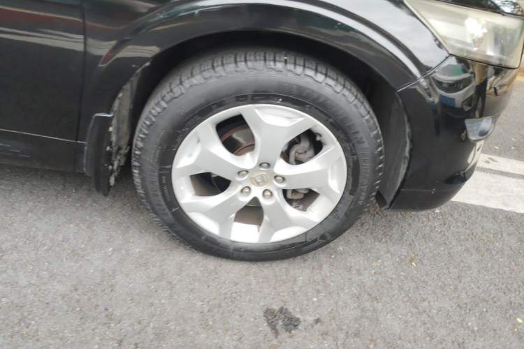 Used Honda Crosstour 2012 2.4L Prestige Edition Right Front Wheel Hub