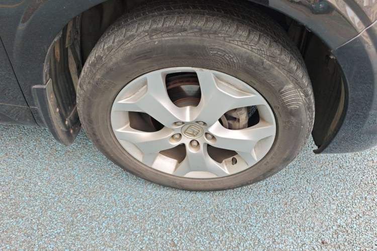 Used Honda Crosstour 2012 2.4L Luxury Edition Right Front Wheel Hub