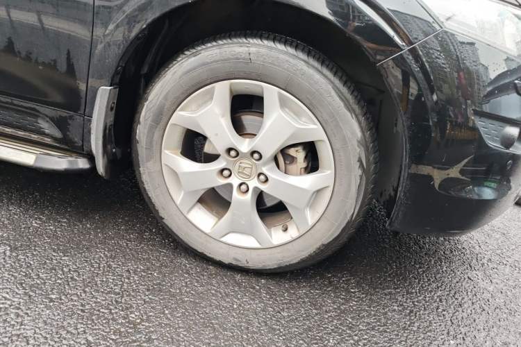 Used Honda Crosstour 2012 2.4L Luxury Edition Right Front Wheel Hub