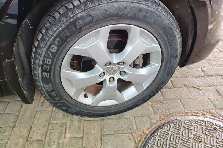 Used Honda Crosstour 2012 2.4L Luxury Edition Right Front Wheel Hub
