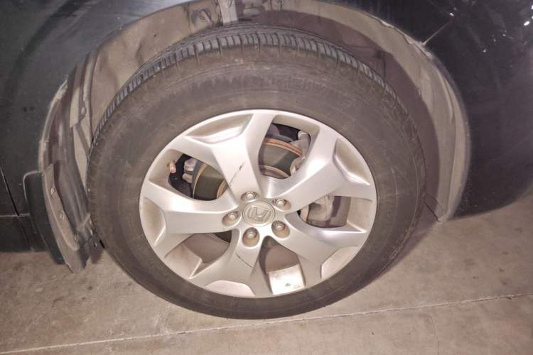 Used Honda Crosstour 2012 2.4L Luxury Edition Right Front Wheel Hub