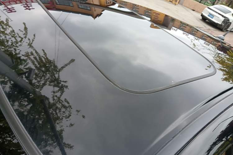 Used Honda Crosstour 2012 2.4L Luxury Edition Roof