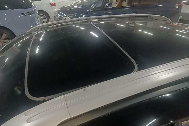 Used Honda Crosstour 2012 2.4L Luxury Edition Roof