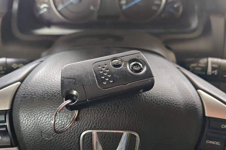 Used Honda Crosstour 2012 2.4L Luxury Edition Vehicle Key