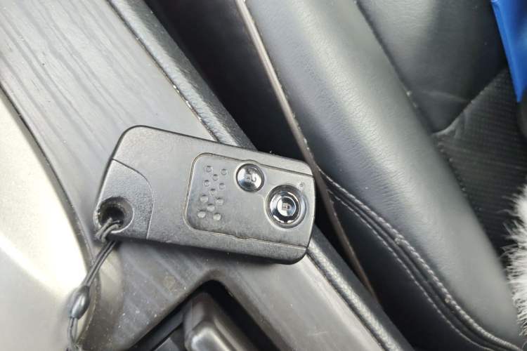 Used Honda Crosstour 2012 2.4L Luxury Edition Vehicle Key