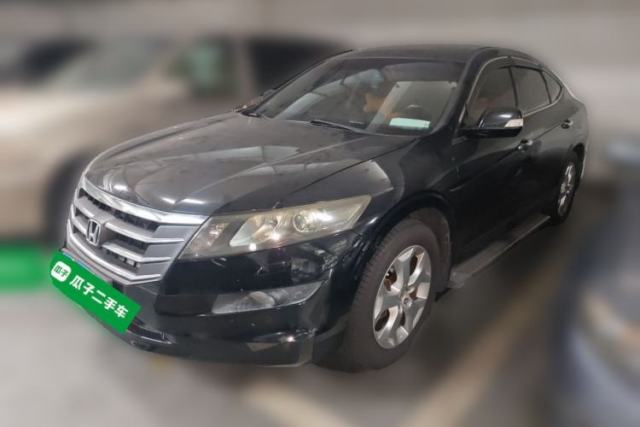 Ojetý Honda Crosstour 2012 2.4L Luxury Edition