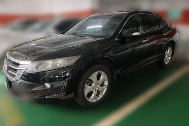 Ojetý Honda Crosstour 2012 2.4L Luxury Edition