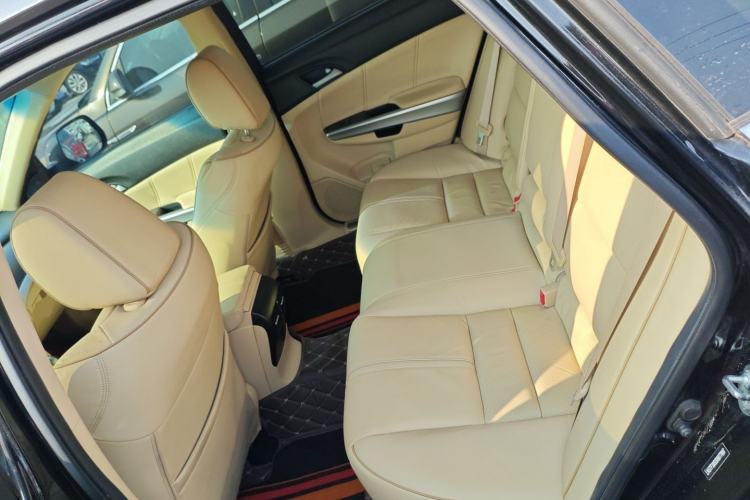 Used Honda Crosstour 2012 2.4L Luxury Edition Left Rear Seat