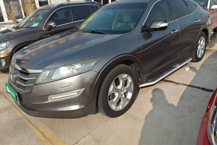 Used Honda Crosstour 2012 2.4L Luxury Edition Left Side